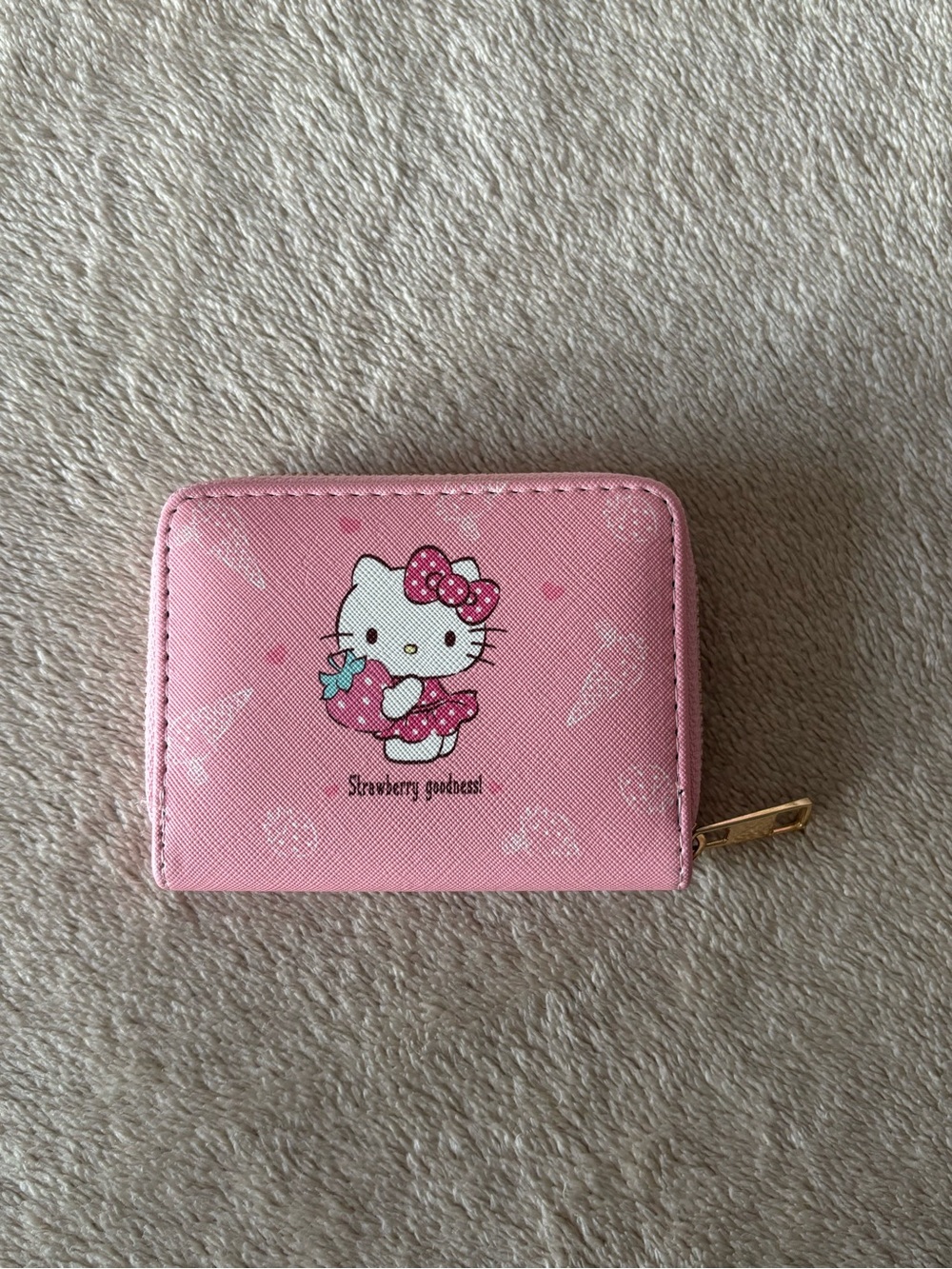 Hello Kitty Wallet - Picture 2 of 3